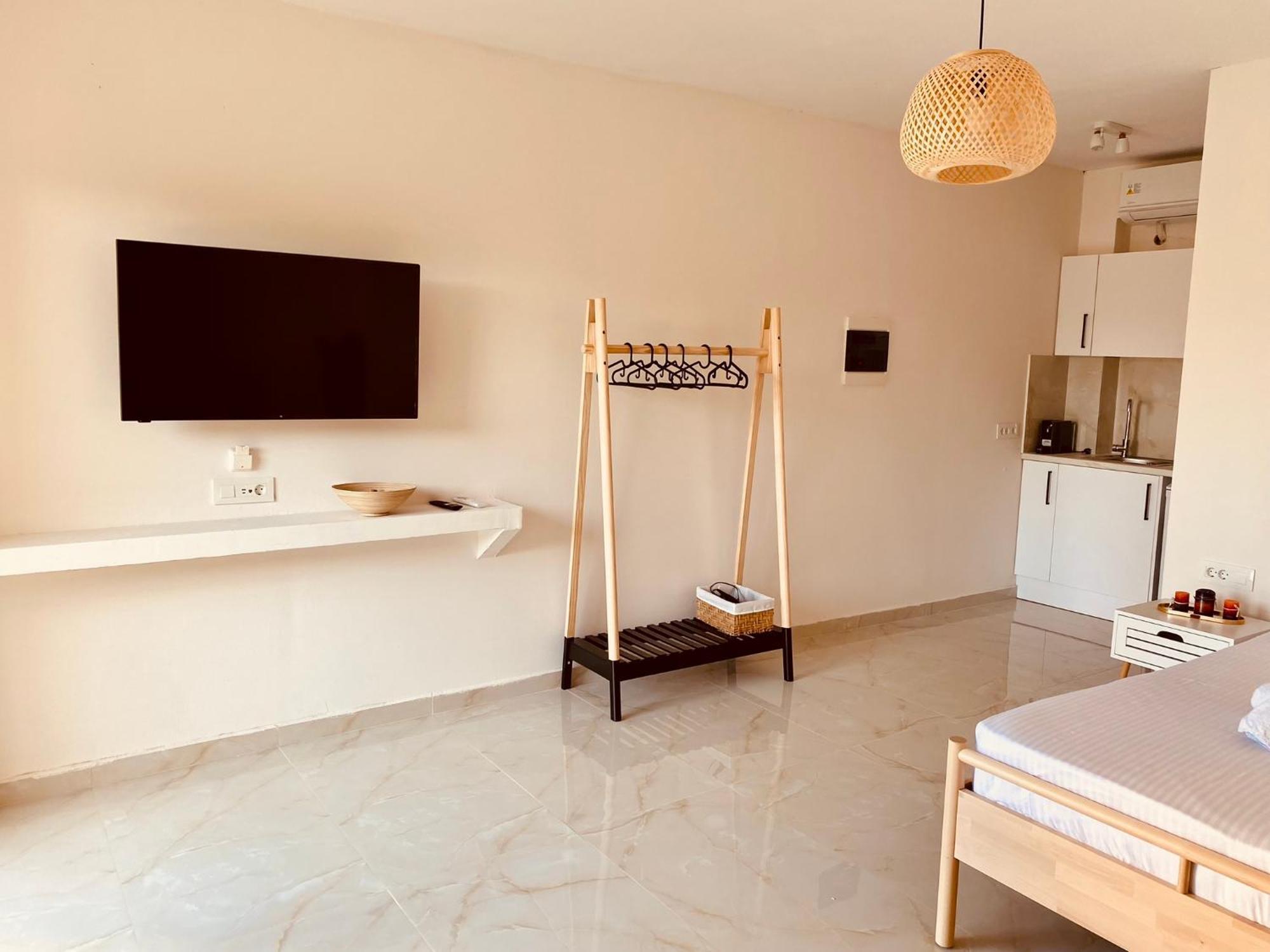 Nikludin Suites & Studios Laganas Luaran gambar