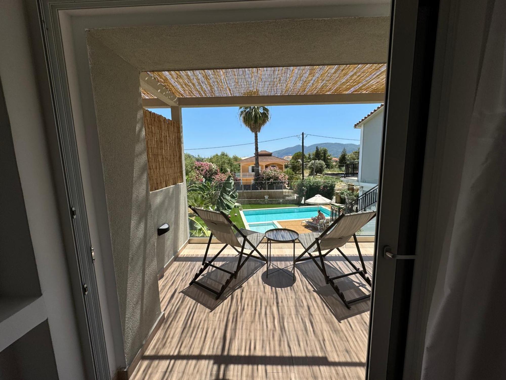 Nikludin Suites & Studios Laganas Luaran gambar