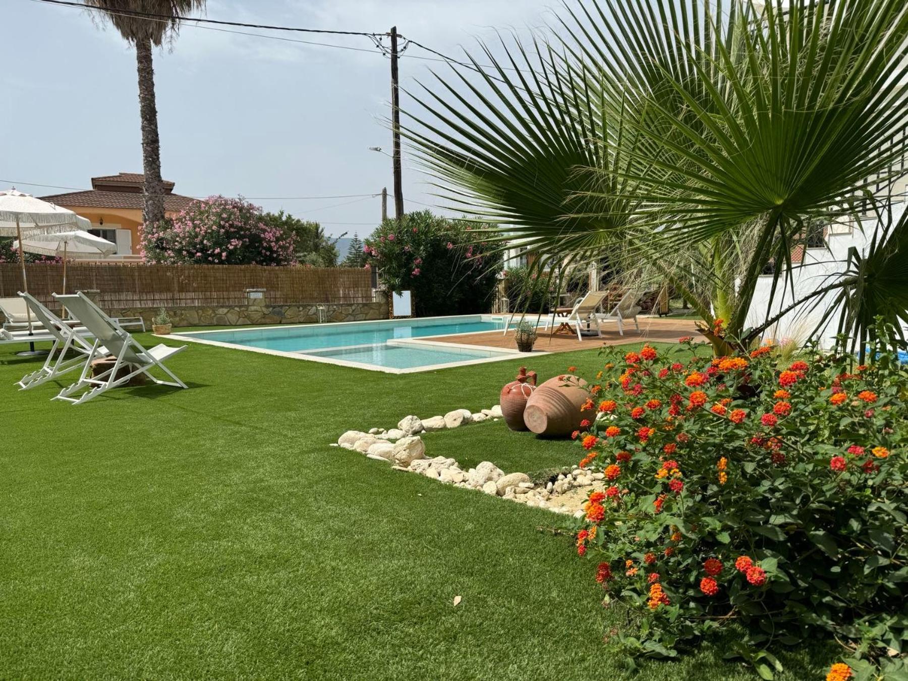 Nikludin Suites & Studios Laganas Luaran gambar